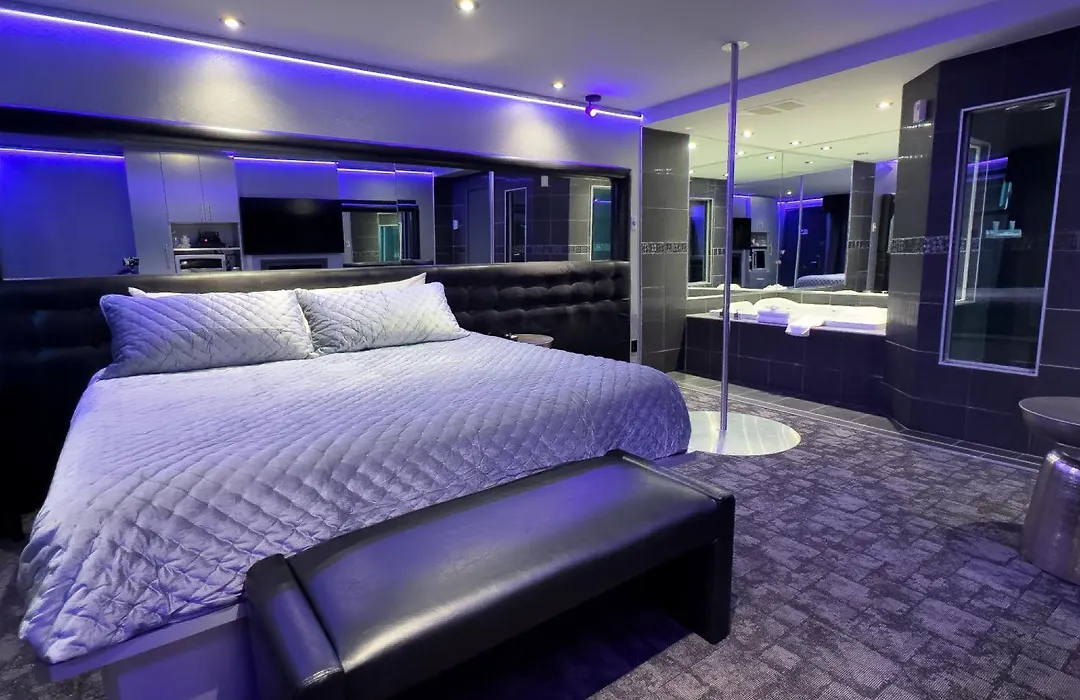 Le Fabreville Motel & Suites-1