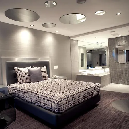 Le Fabreville Motel & Suites-2